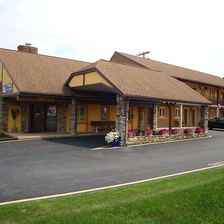Soudersburg Inn & Suites Lancaster Ronks Ngoại thất bức ảnh