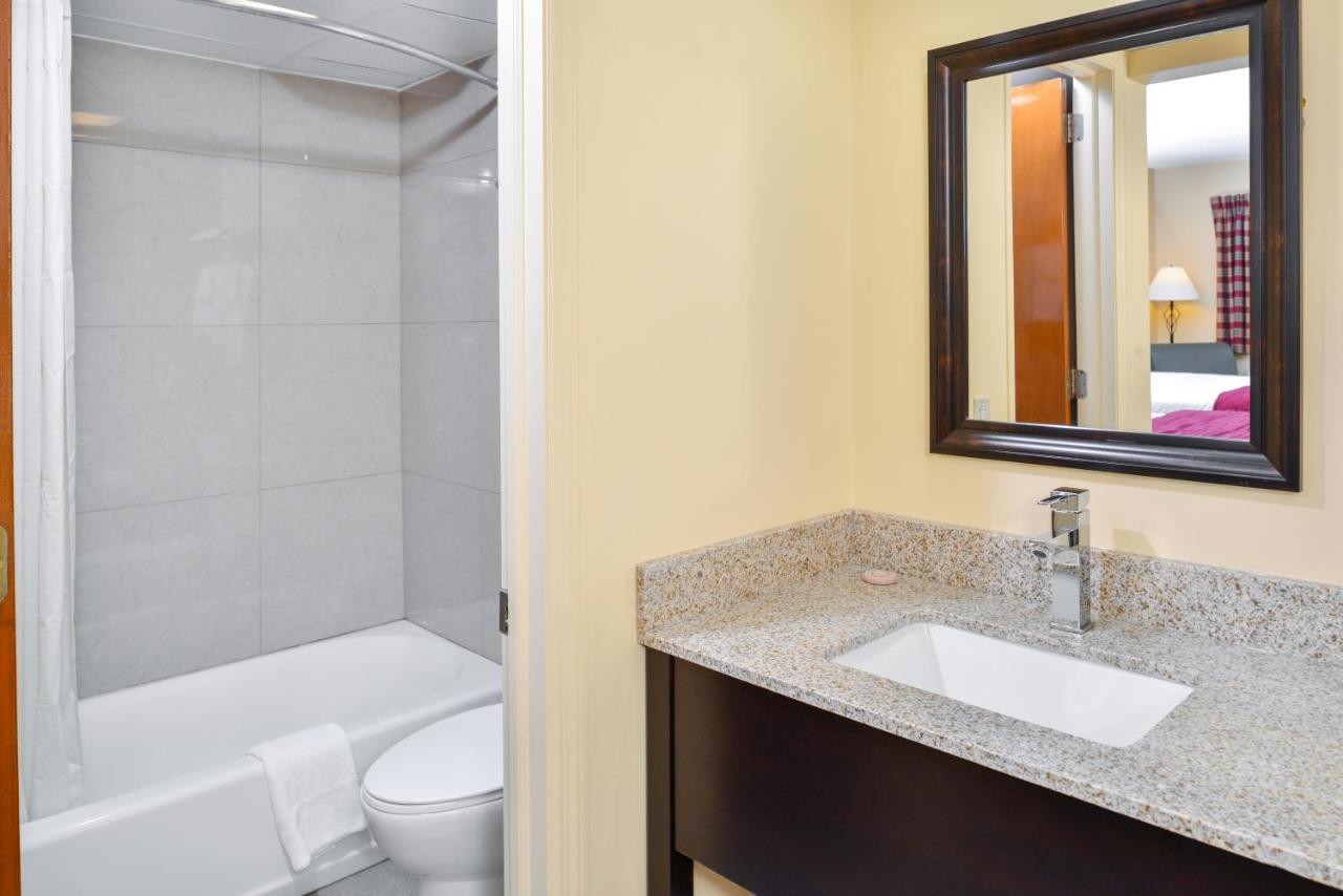 Soudersburg Inn & Suites Lancaster Ronks Ngoại thất bức ảnh