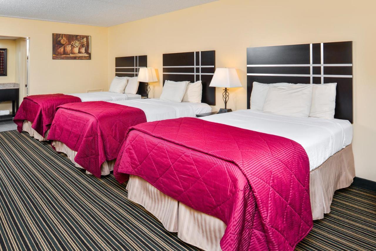 Soudersburg Inn & Suites Lancaster Ronks Ngoại thất bức ảnh