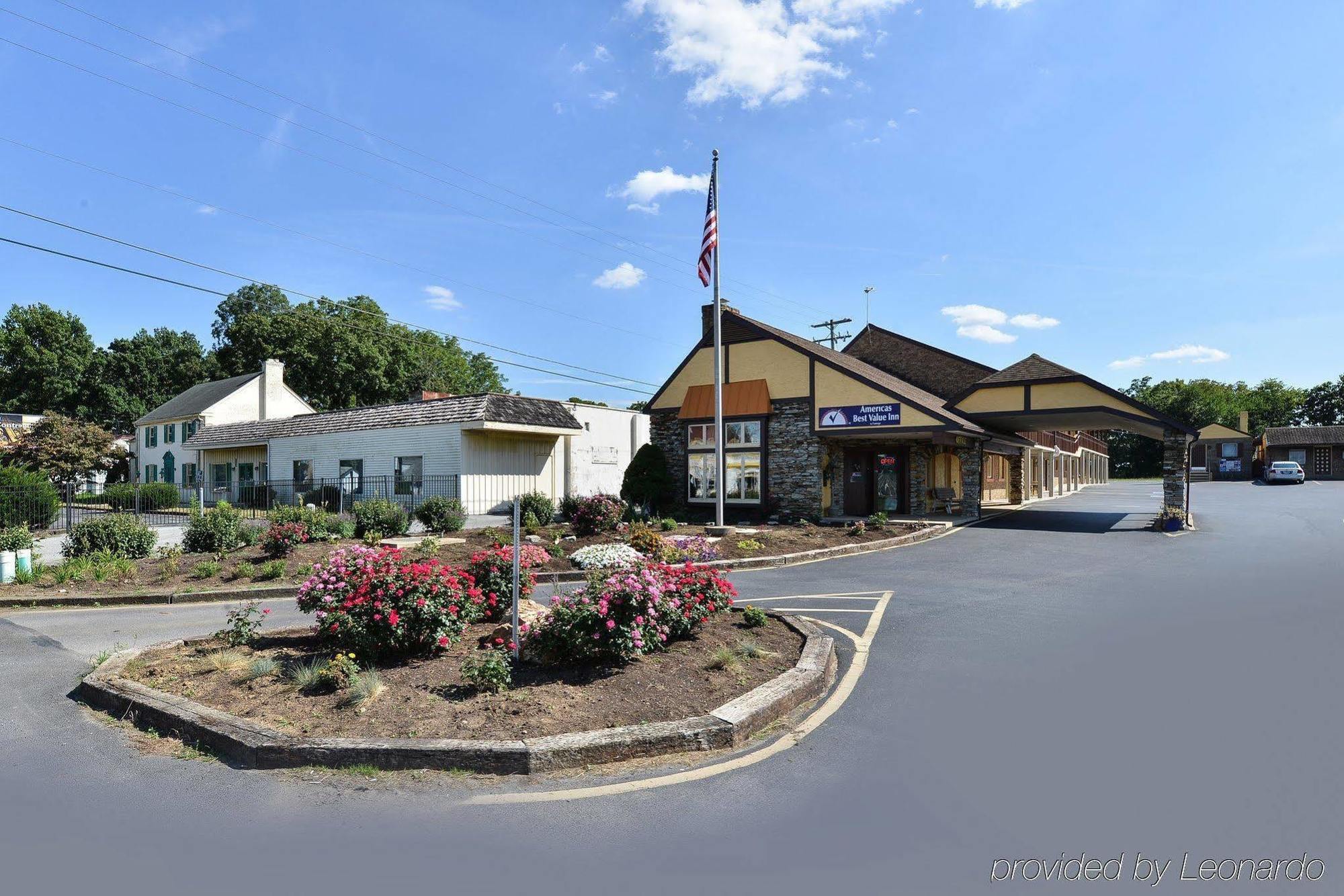Soudersburg Inn & Suites Lancaster Ronks Ngoại thất bức ảnh