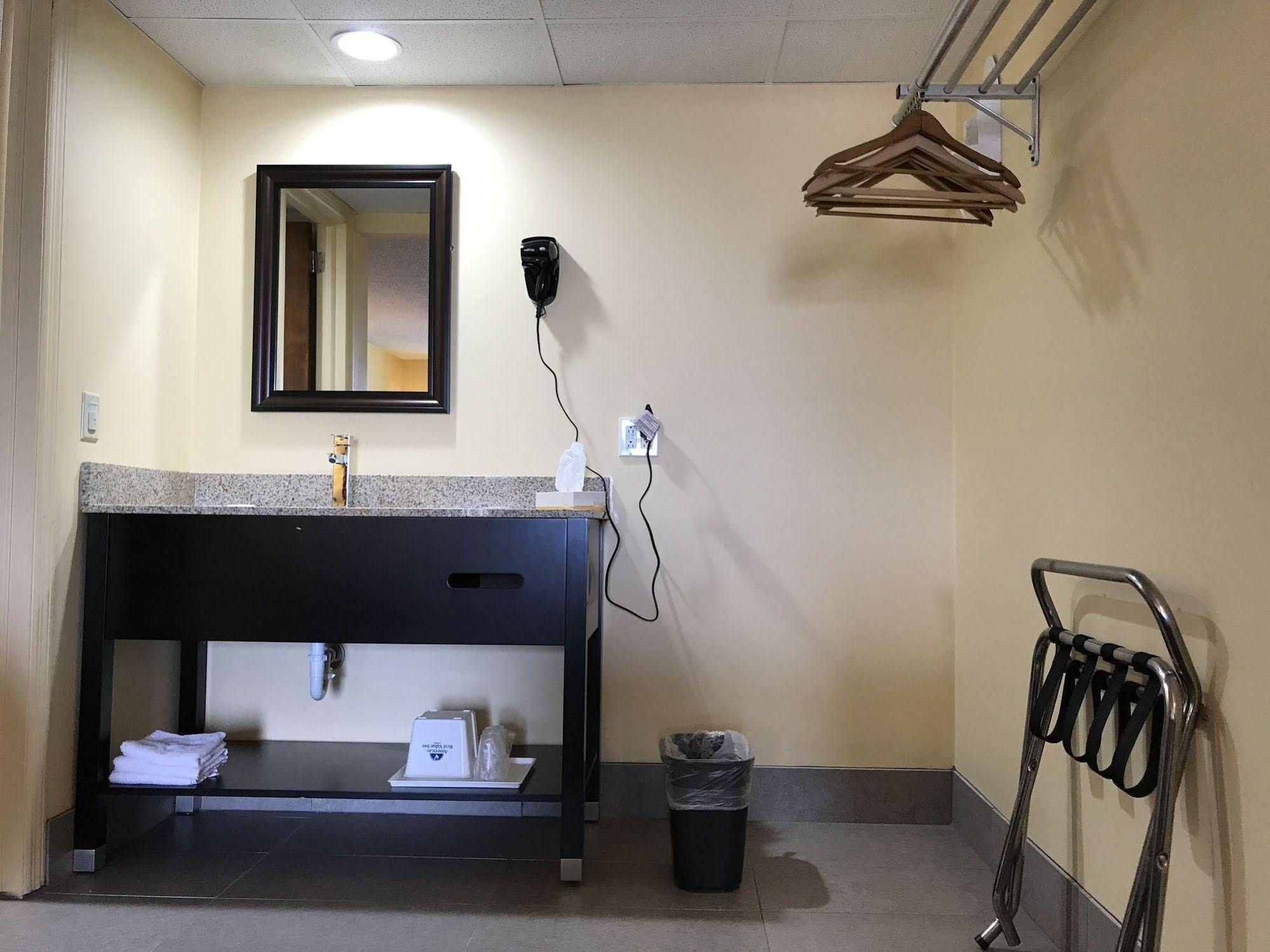 Soudersburg Inn & Suites Lancaster Ronks Ngoại thất bức ảnh